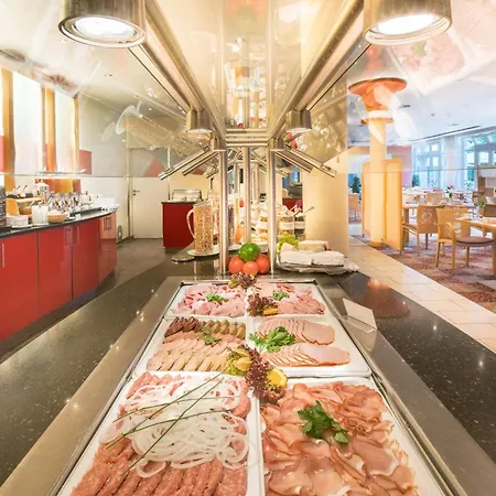 Western Premier Castanea 4*