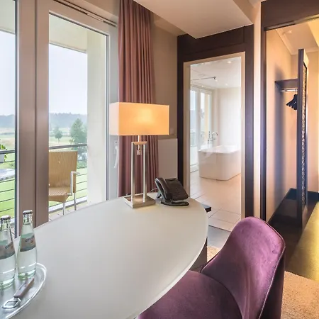 Western Premier Castanea Hotel 4*