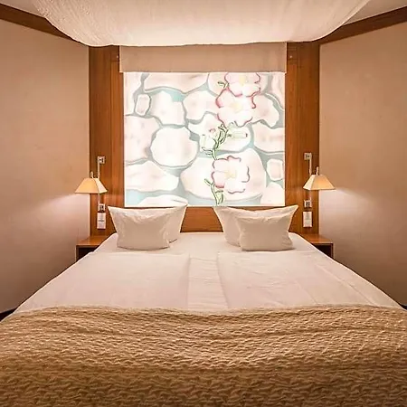 Western Premier Castanea Hotel