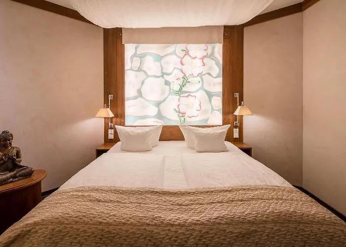 Western Premier Castanea Отель 4*