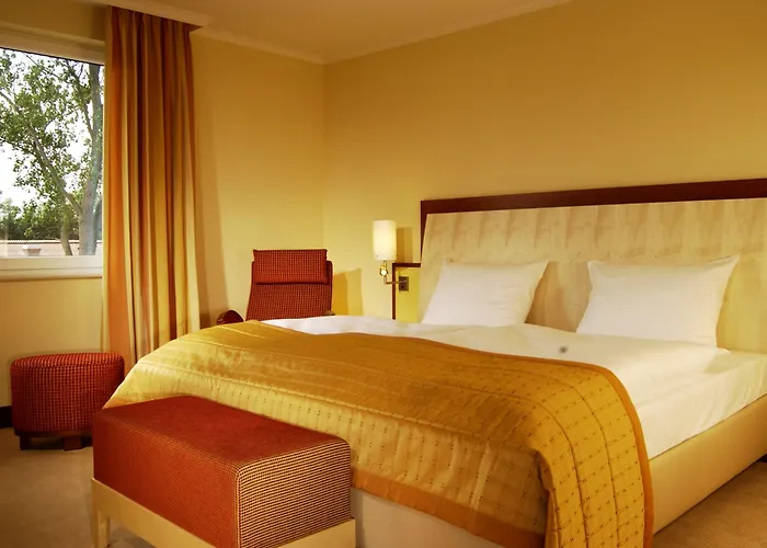Western Premier Castanea 4*