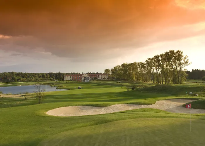 Western Premier Castanea 4* Adendorf